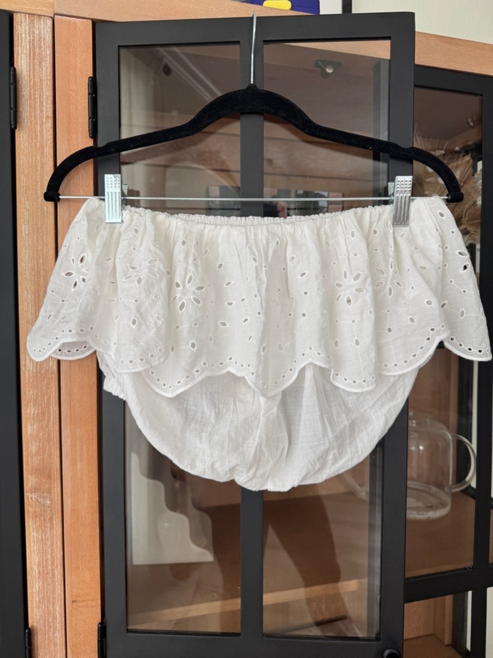 NWT eyelet cropped top Universal Thread target embroidered